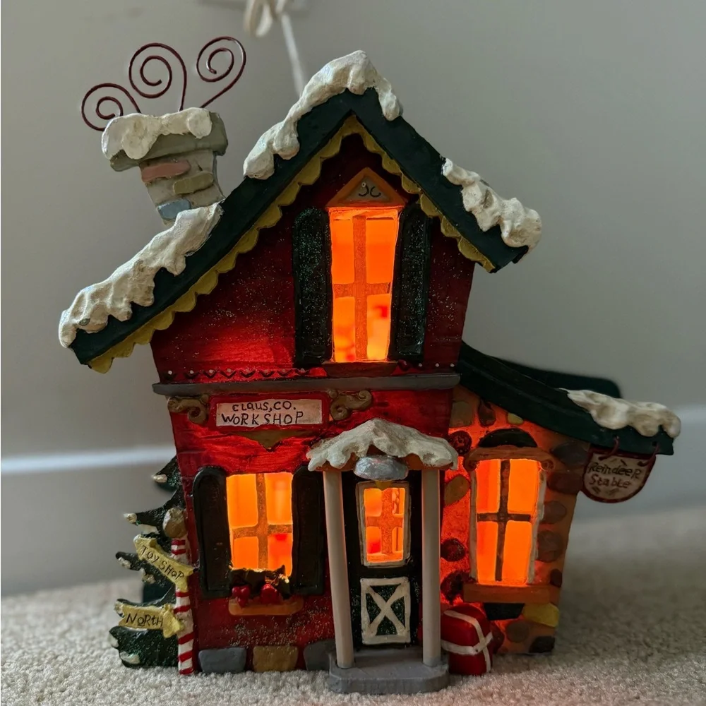 Kurt S. Adler Snowtown Village Claus‎ & Co. Workshop Lighted House